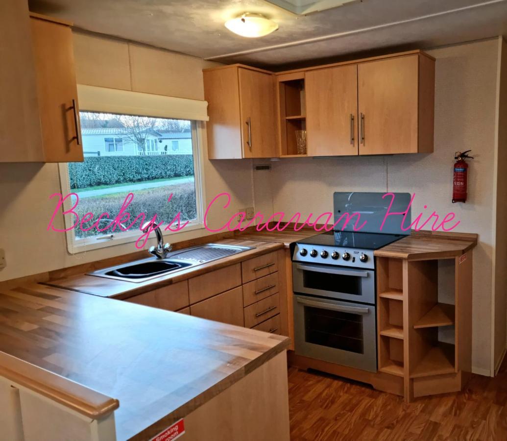 Becky'S Caravan At Marton Mere Μπλάκπουλ Εξωτερικό φωτογραφία